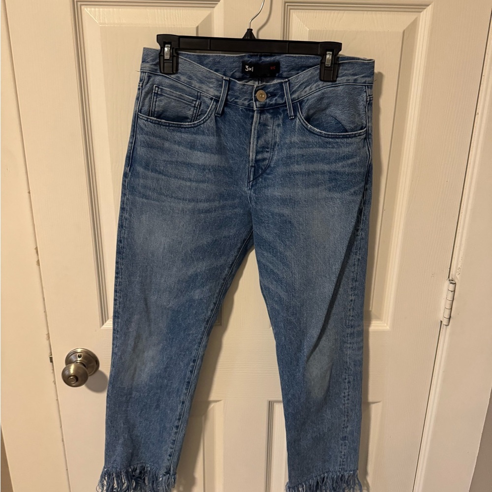 Chic Frayed Hem Blue Jeans